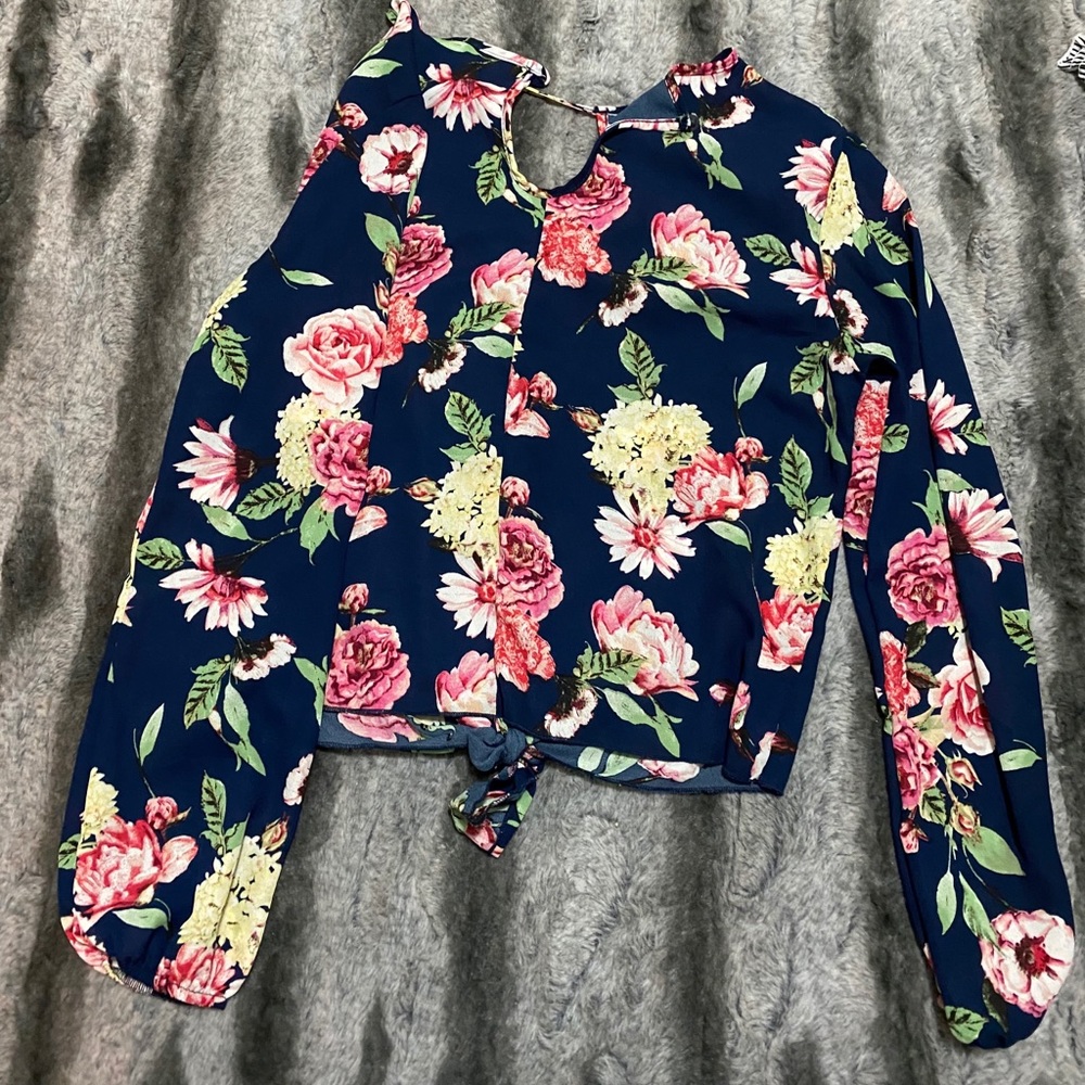 Floral top